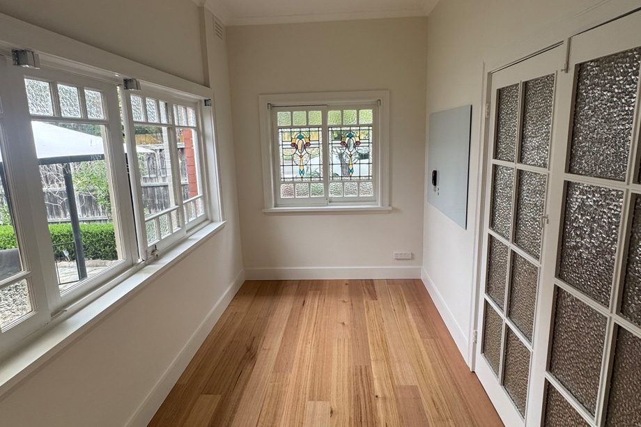 Dulux interior repaint of a heritage Haberfield home with stained glass windows by Brushworks